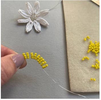 Beaded Flower Craft Kit - Daisy.