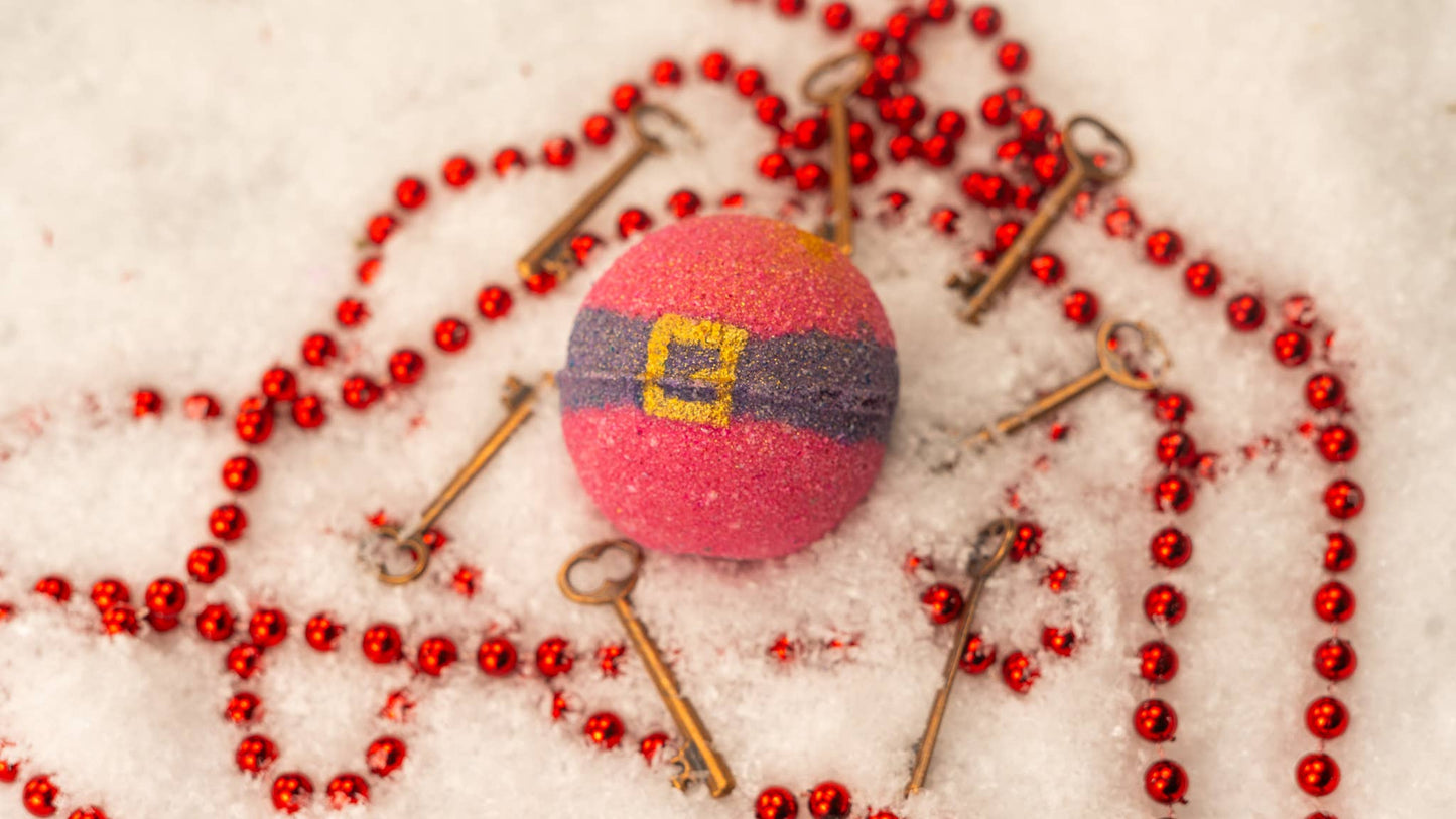 Santa Key Bath Bomb - Hidden key inside of bath bomb - Christmas