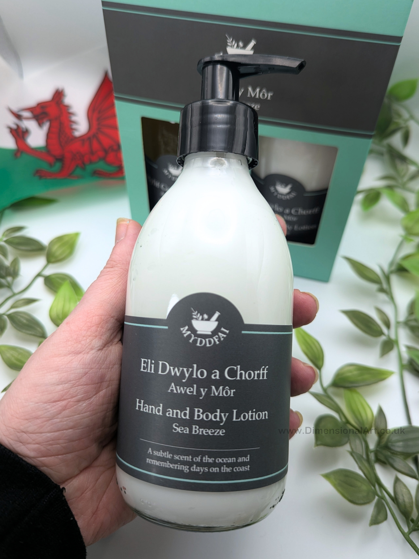 Hand Care Boxed Set Awel y Môr (Sea Breeze) -  Glass Bottles