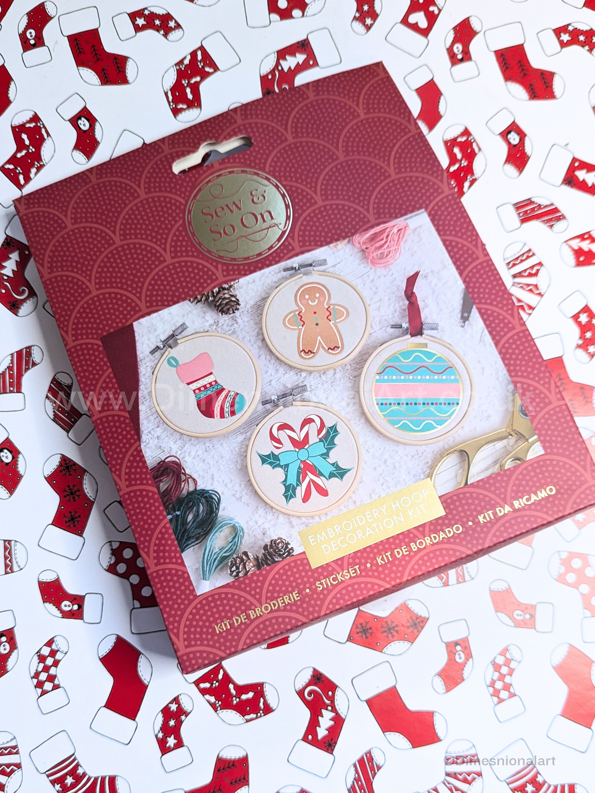 Sew & So On Embroidery Hoop Decorations - Deck the Halls